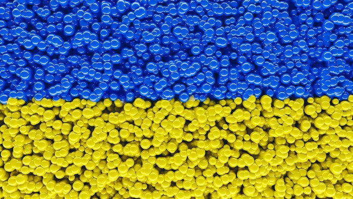 Blaue und gelbe Blasen in Form und Farbe der ukrainischen Flagge