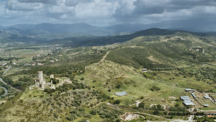 Luftbild von der antiken Stadt Velia