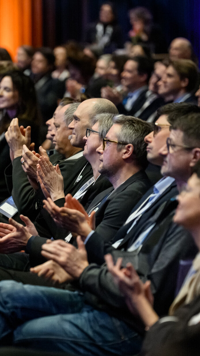 Blick aufs Publikum von der Seite