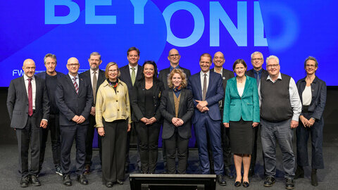 Gruppenbild Österreichische Exzellenzcluster beim Think Beyond Summit 2026
