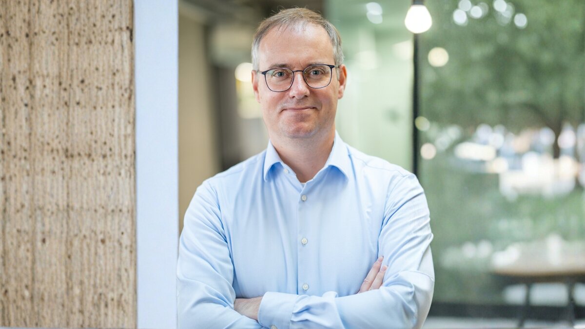 Transformationsforscher Frank Neffke erhält „netidee SCIENCE“- Förderung