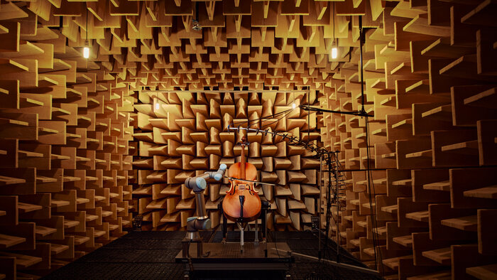 Reflexionsarmer Raum am Institut f&uuml;r musikalische Akustik der Universit&auml;t f&uuml;r Musik und darstellende Kunst Wien